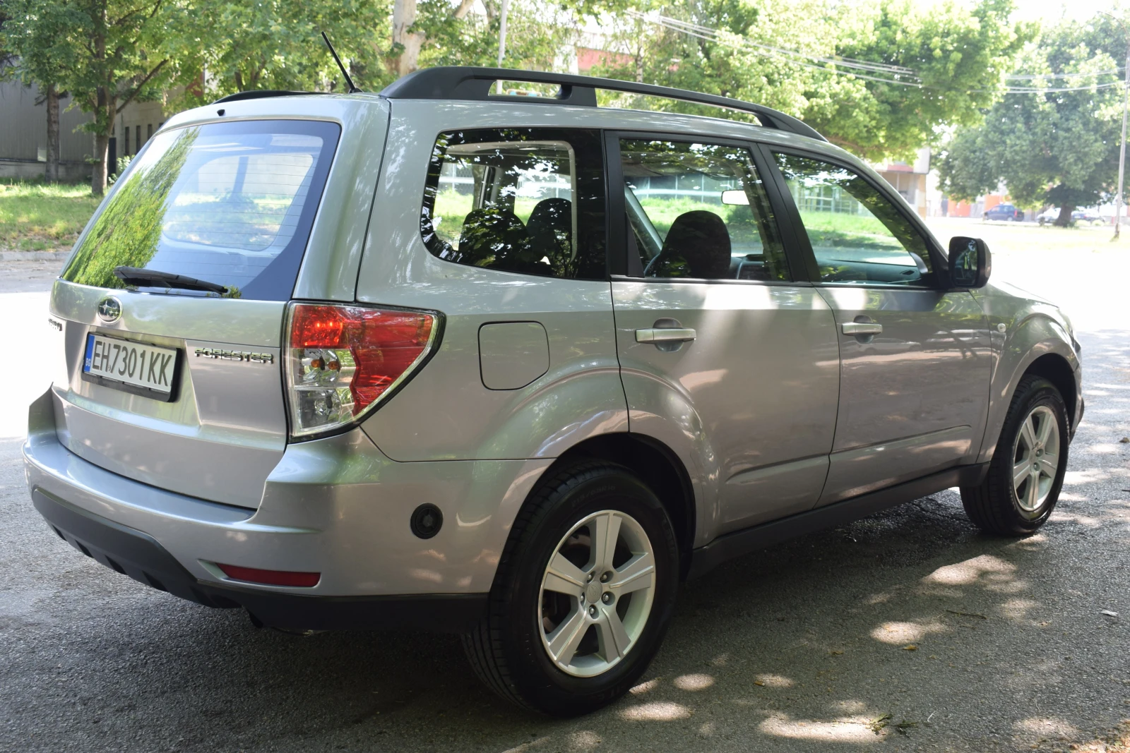 Subaru Forester 2.0 газов инж. - изображение 3