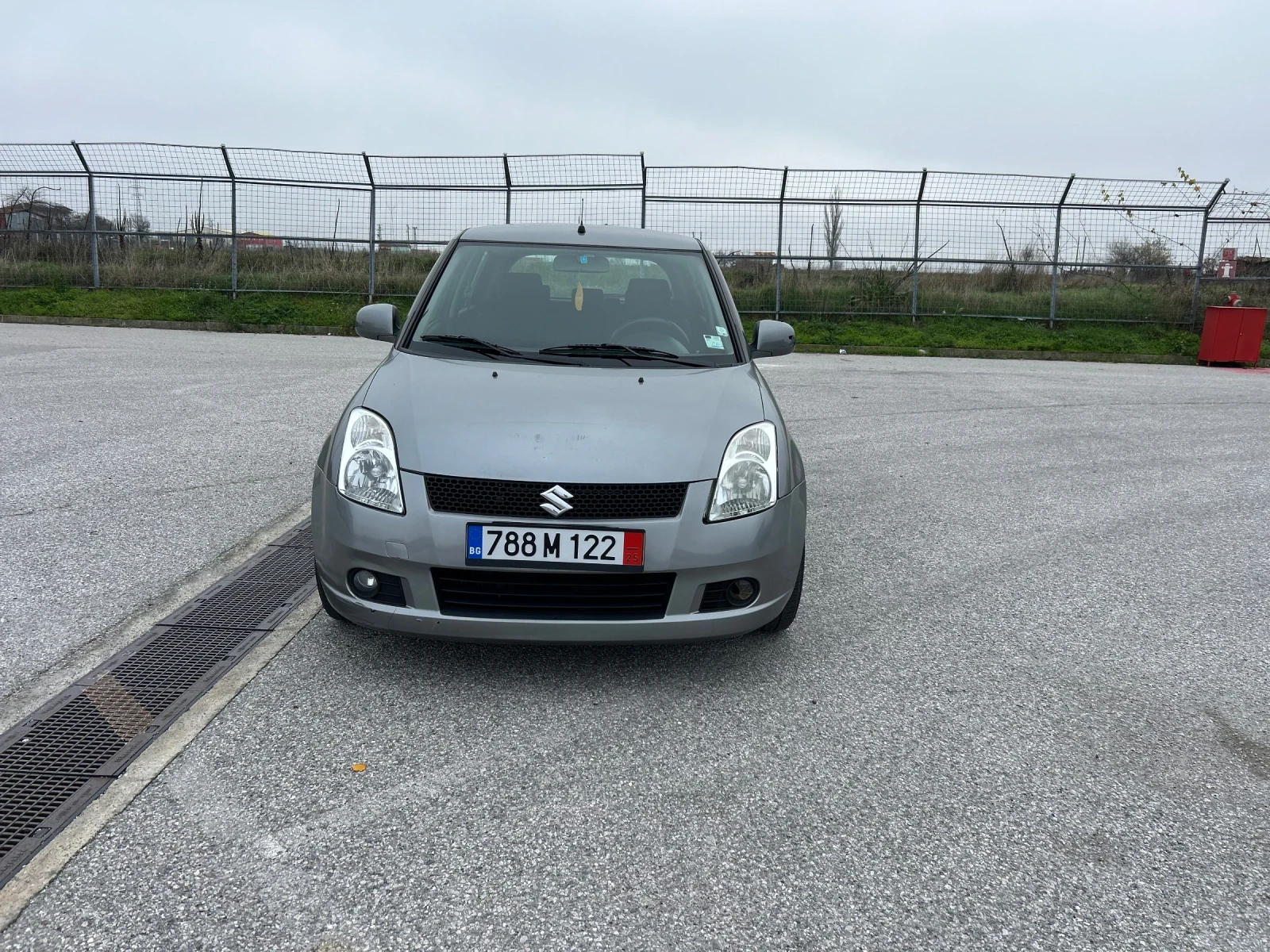 Suzuki Swift 1.3d   | Mobile.bg   1
