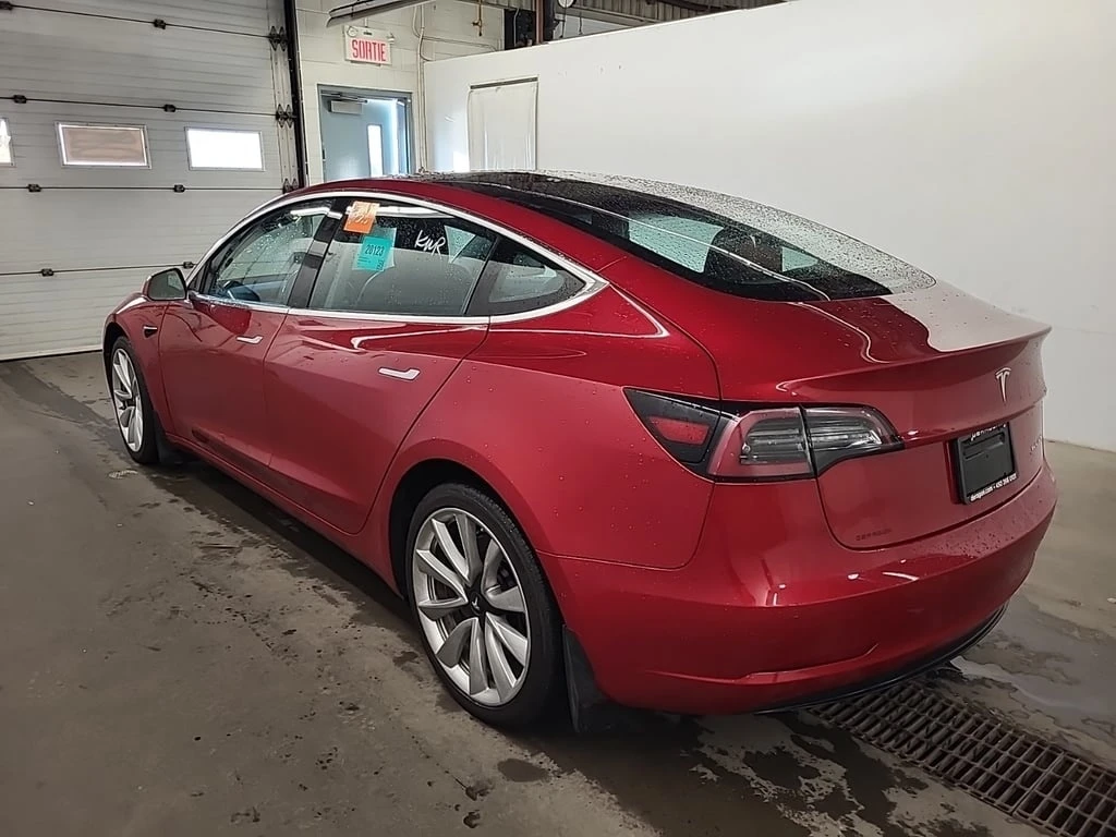 Tesla Model 3 * LONG RANGE * CARFAX *    | Mobile.bg   4