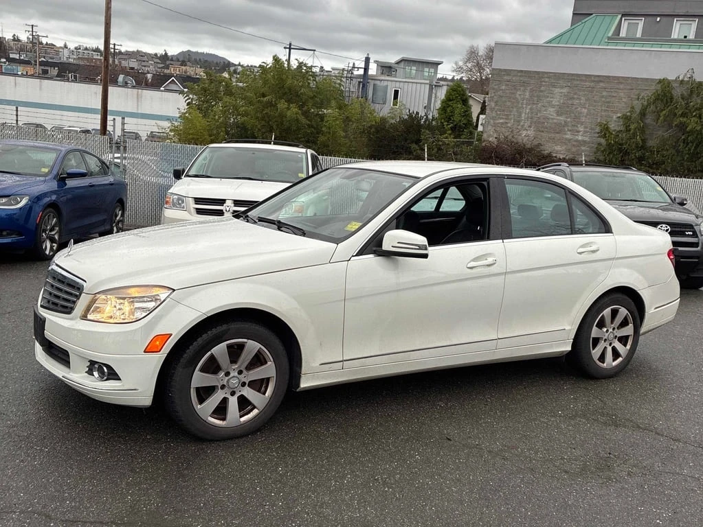 Mercedes-Benz C 250 * 4dr Sdn 4MATIC * CARFAX * ЦЕНА ДО БГ - изображение 2