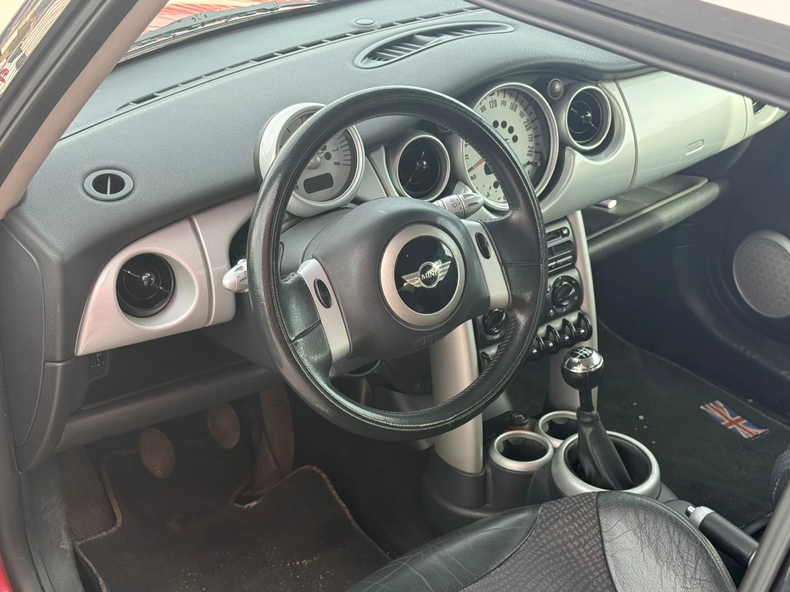 Mini Cooper 1.6i 90k.c. ТОП!!! - изображение 7