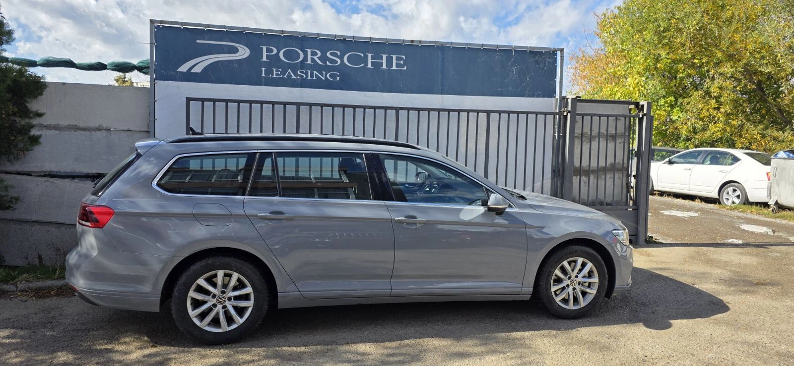 VW Passat  Business, снимка 3 - Автомобили и джипове - 53722122