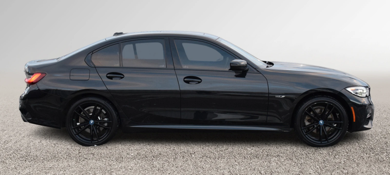 BMW 330 xDrive | 2.0 Turbo |  M Sport Package , снимка 3 - Автомобили и джипове - 54031983