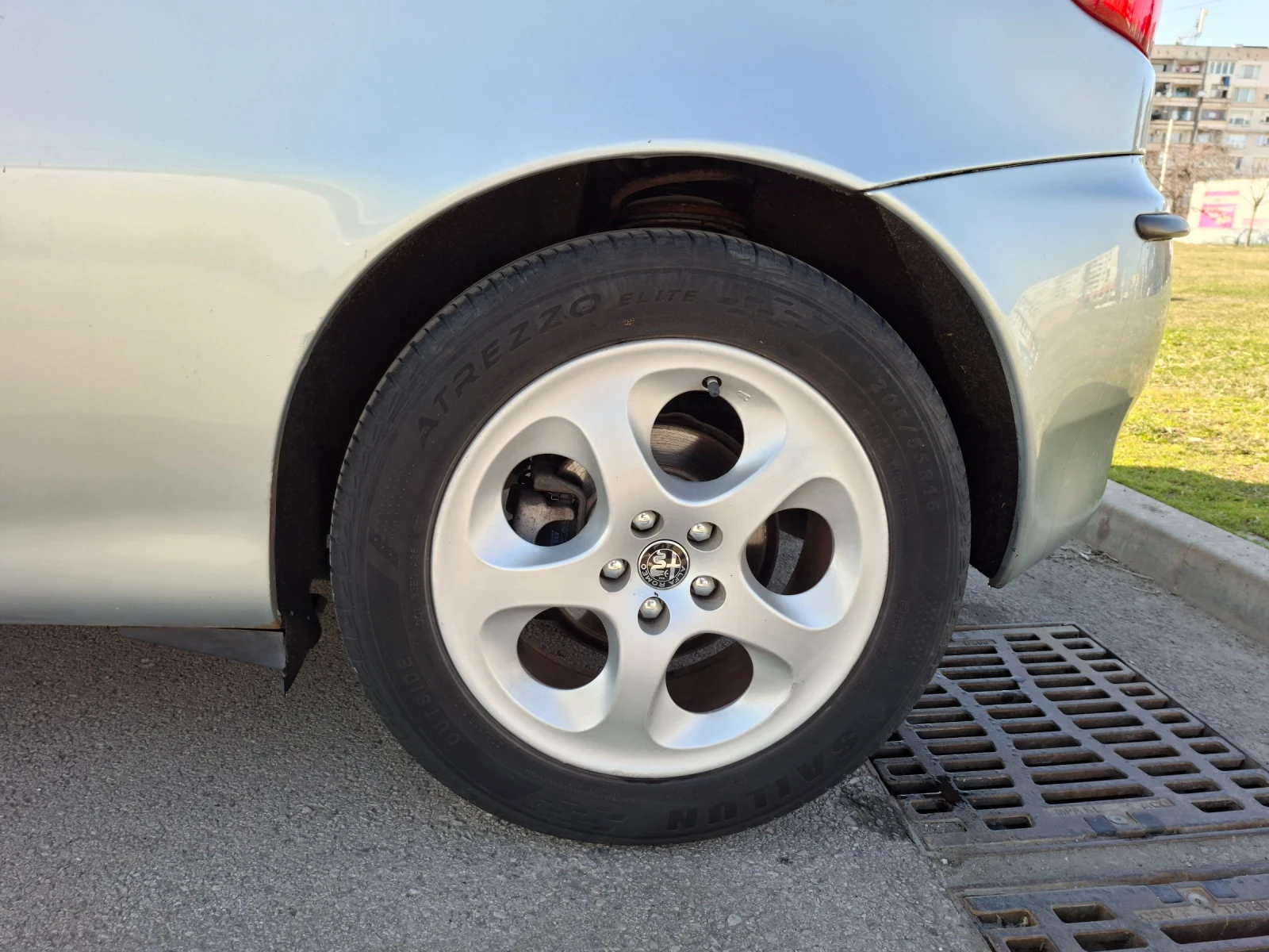 Alfa Romeo 147, снимка 3 - Автомобили и джипове - 54138328