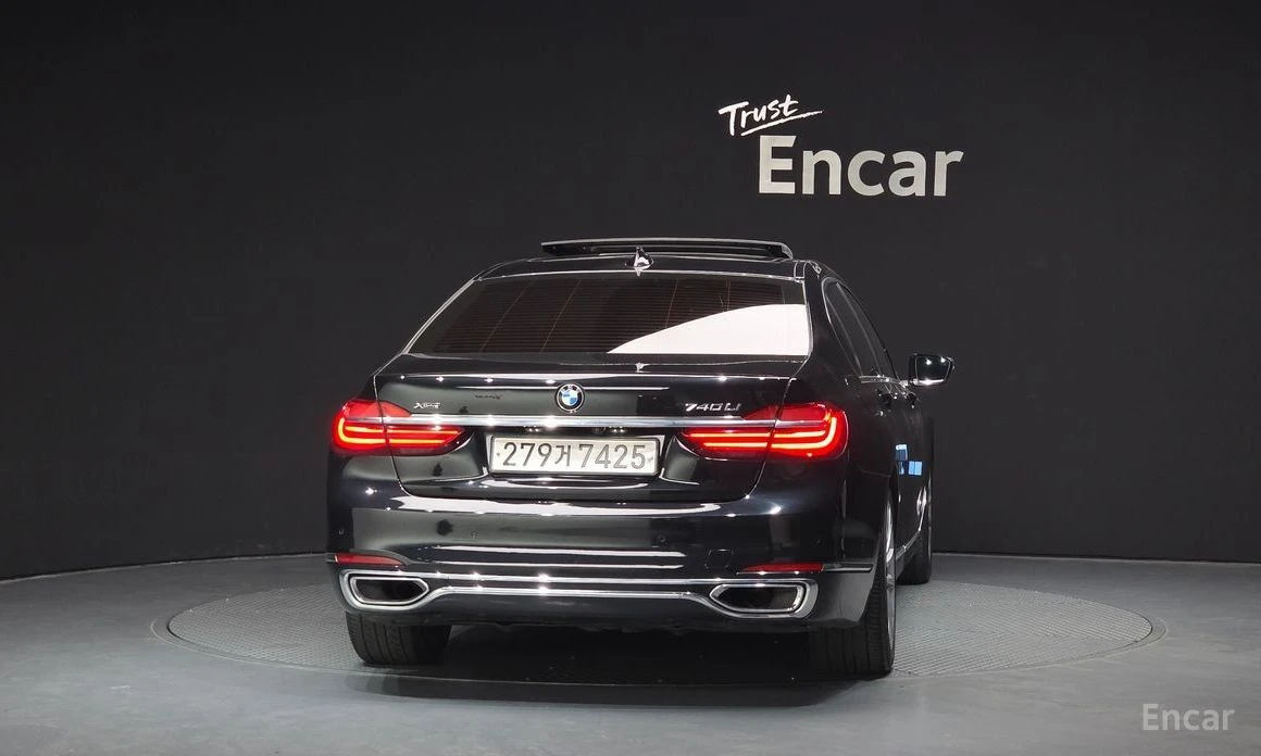 BMW 740, снимка 4 - Автомобили и джипове - 54399060