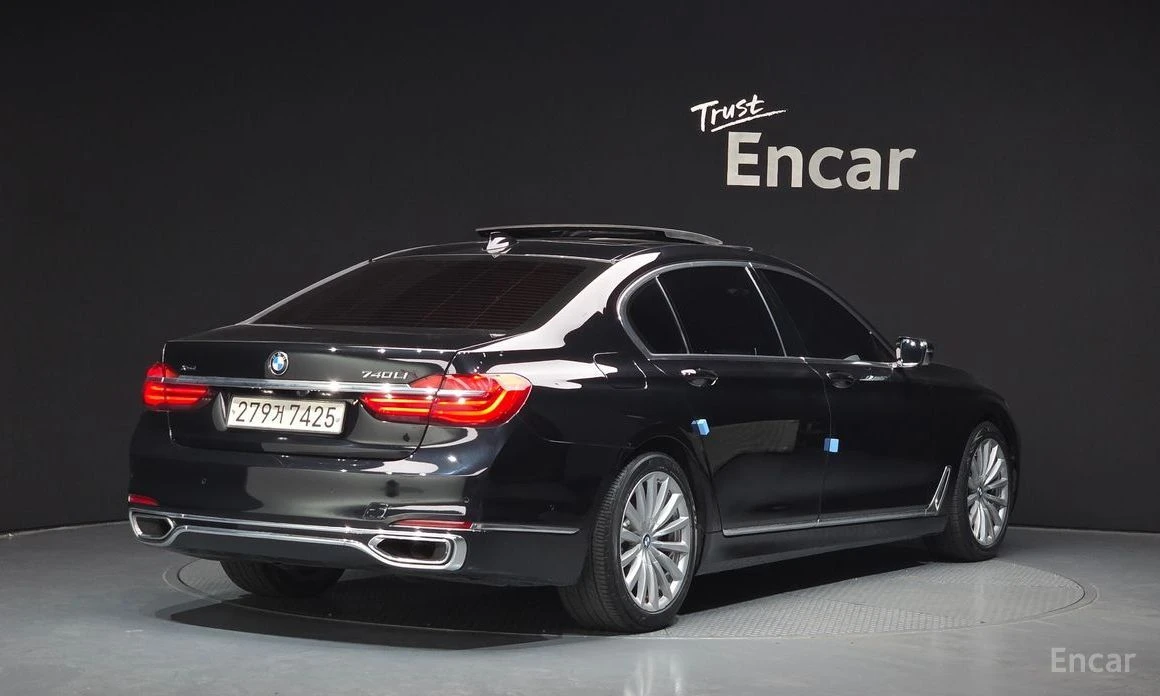 BMW 740, снимка 2 - Автомобили и джипове - 54399060