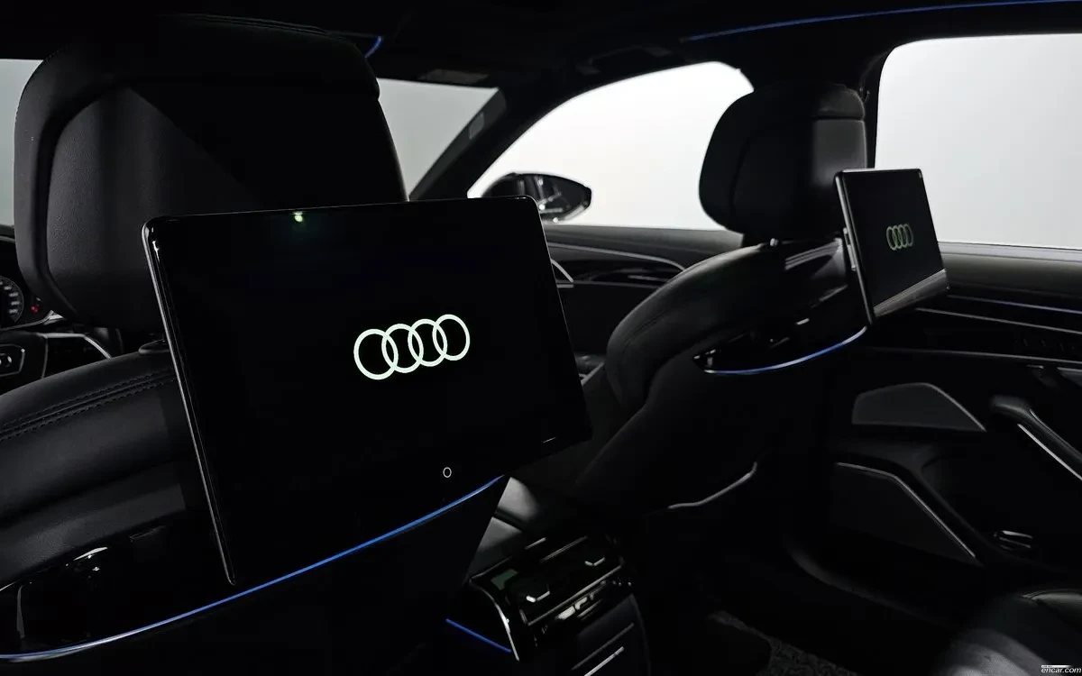 Audi A8 QUATTRO 55 TFSI B&O/HUD/Rear Seat Entertainment, снимка 16 - Автомобили и джипове - 54778132