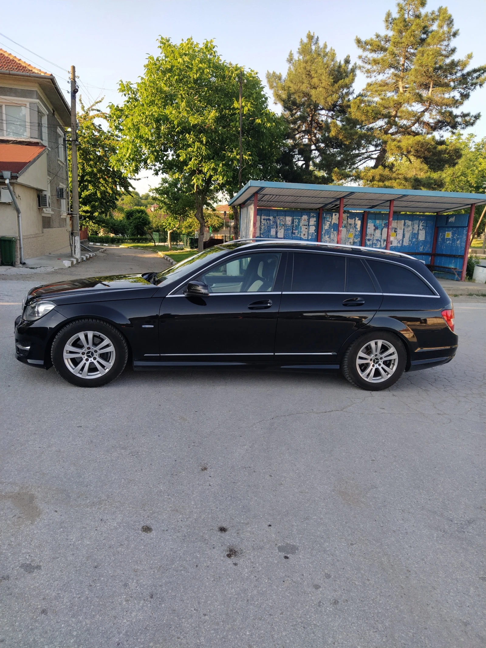 Mercedes-Benz C 200, снимка 16 - Автомобили и джипове - 54812161