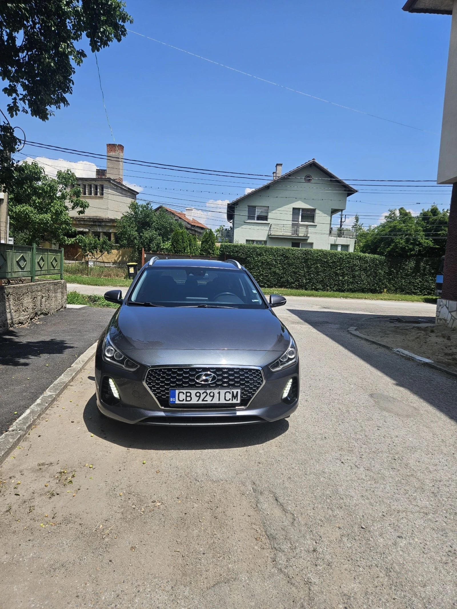 Hyundai I30 1.6 CRDI GT, снимка 2 - Автомобили и джипове - 54866301