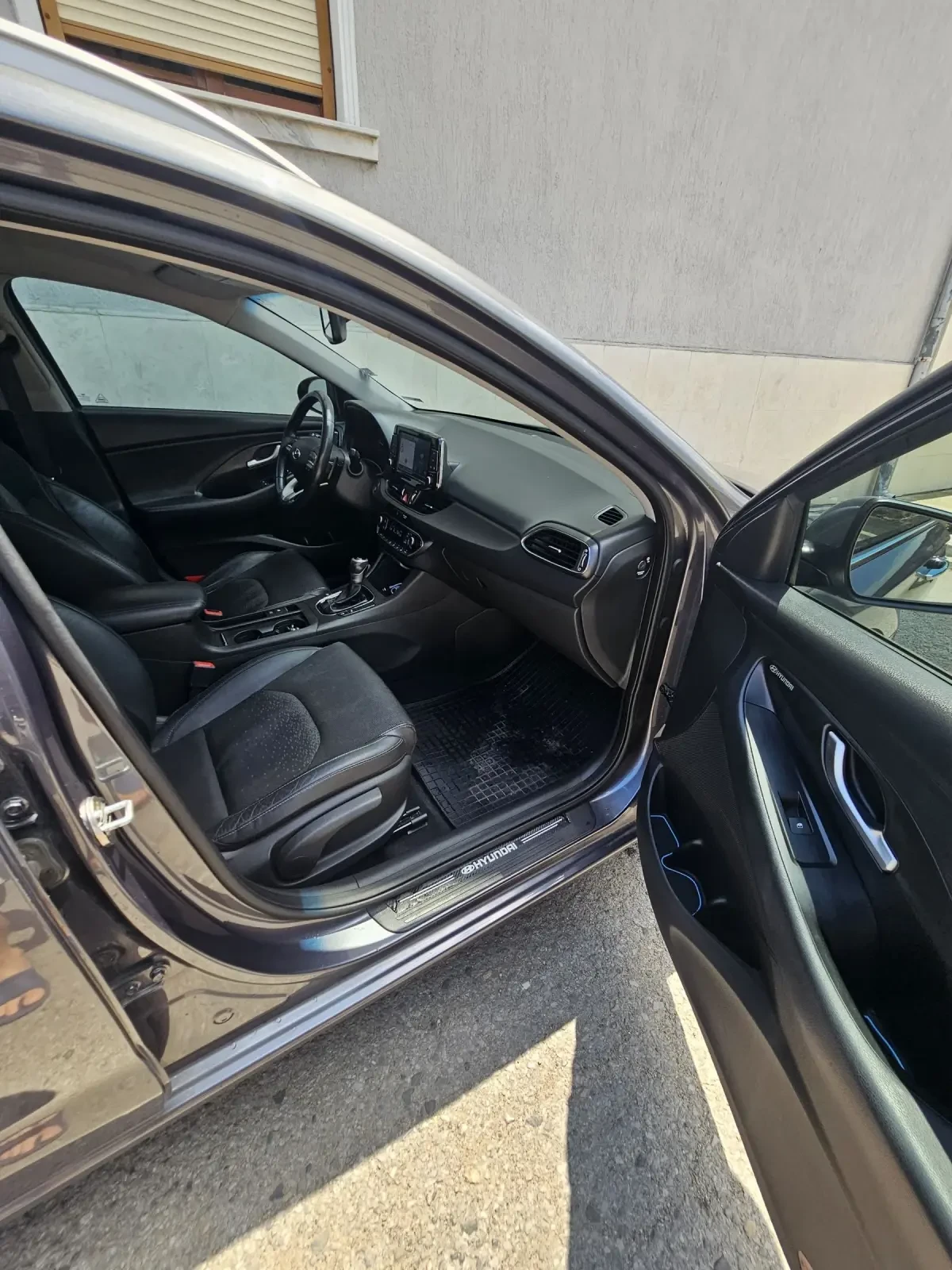 Hyundai I30 1.6 CRDI GT, снимка 12 - Автомобили и джипове - 54866301