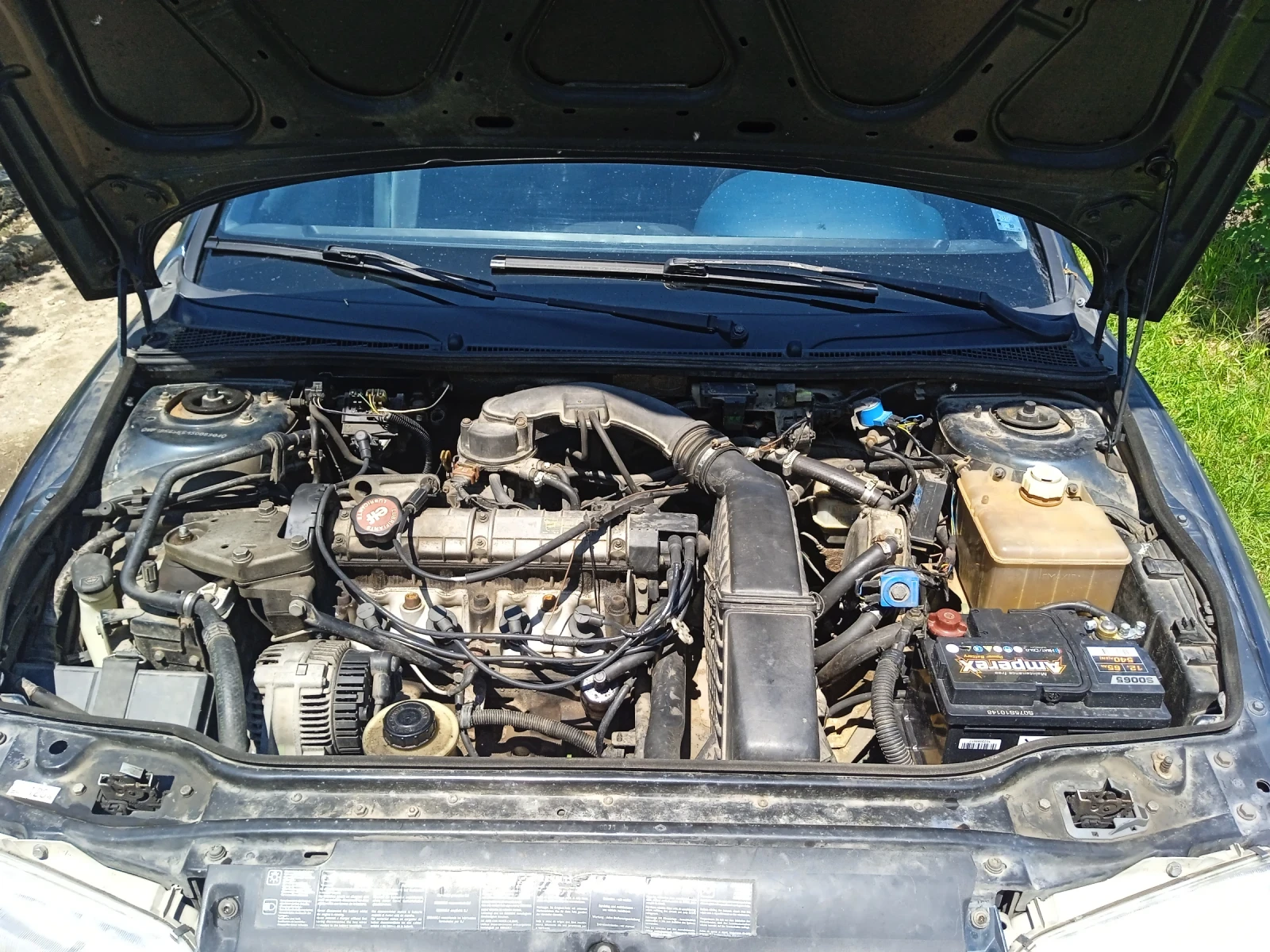 Renault Laguna 1.8 mono LPG , снимка 12 - Автомобили и джипове - 54933215