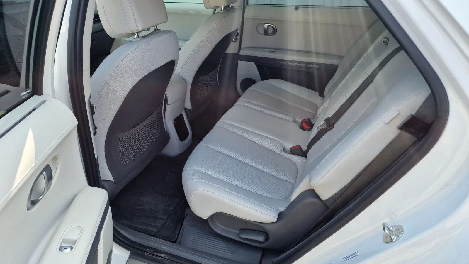 Hyundai Ioniq 5 Limited, снимка 11 - Автомобили и джипове - 55587913