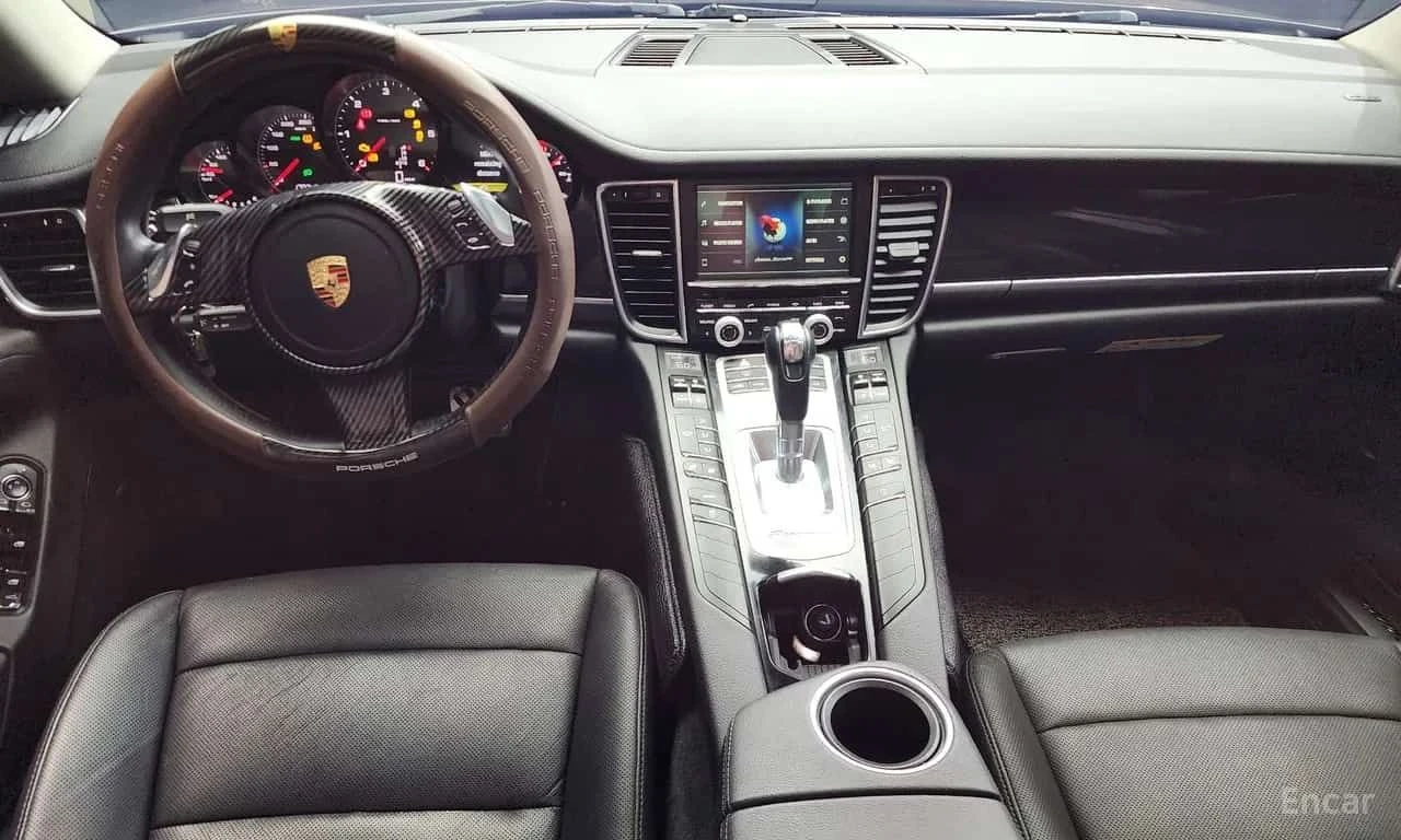 Porsche Panamera * 3.0 Diesel * ЦЕНА ДО БГ, снимка 8 - Автомобили и джипове - 55627682