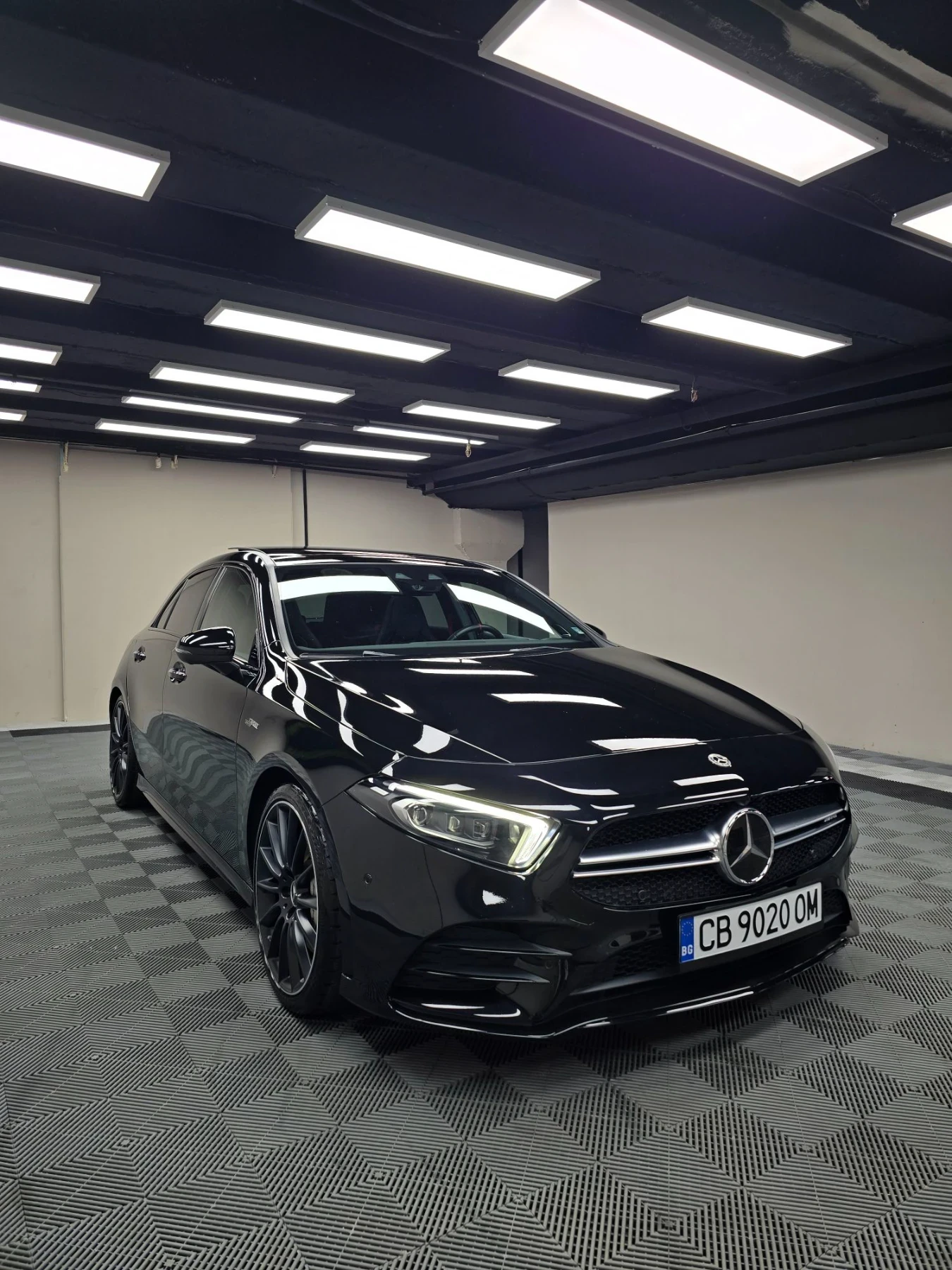 Mercedes-Benz A 35 AMG, снимка 2 - Автомобили и джипове - 55834966