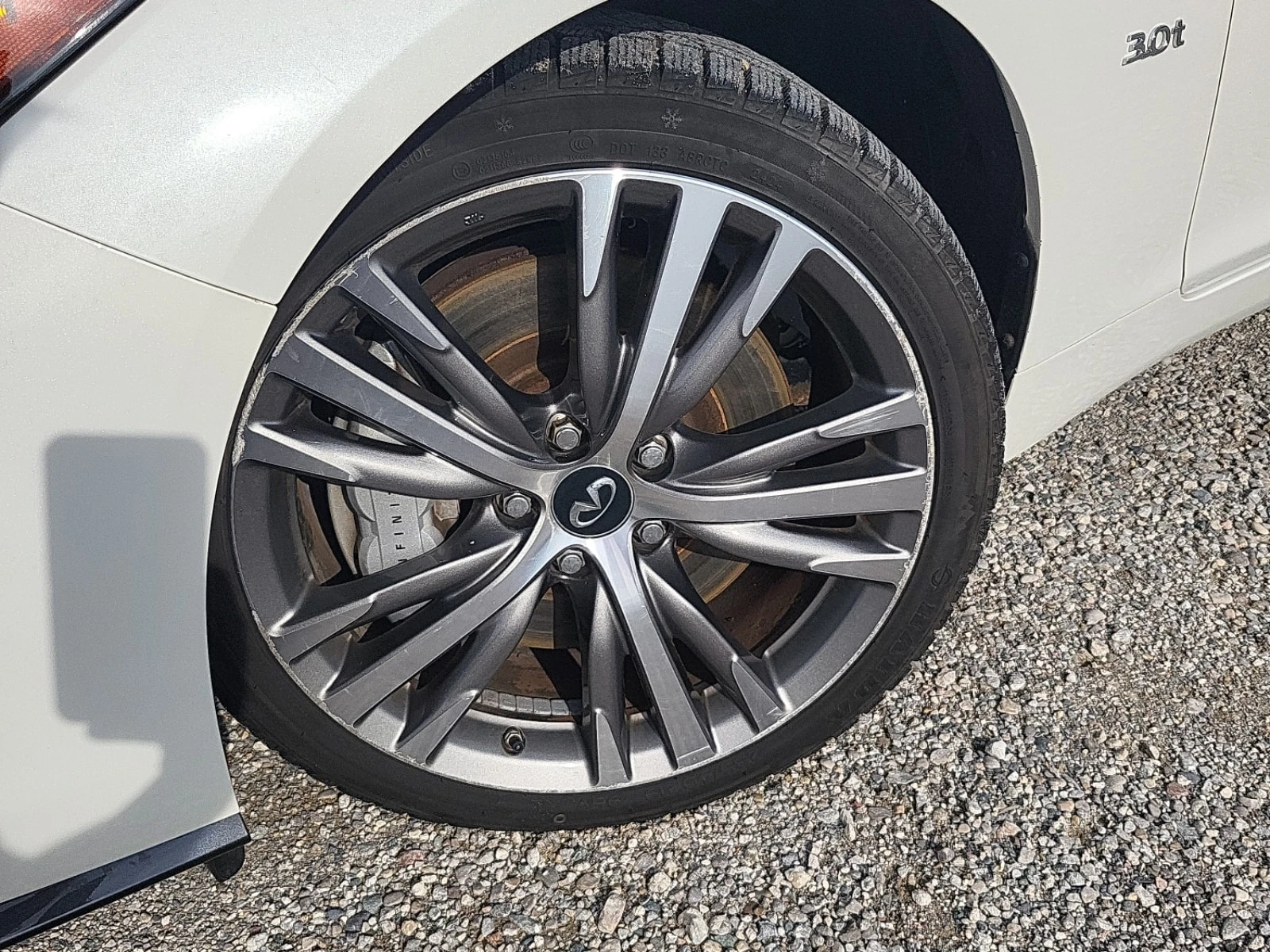 Infiniti Q50 * Awd 3.0t Luxe * АВТОКРЕДИТ БЕЗ ПЪРВОНАЧАЛНА * , снимка 4 - Автомобили и джипове - 55940040
