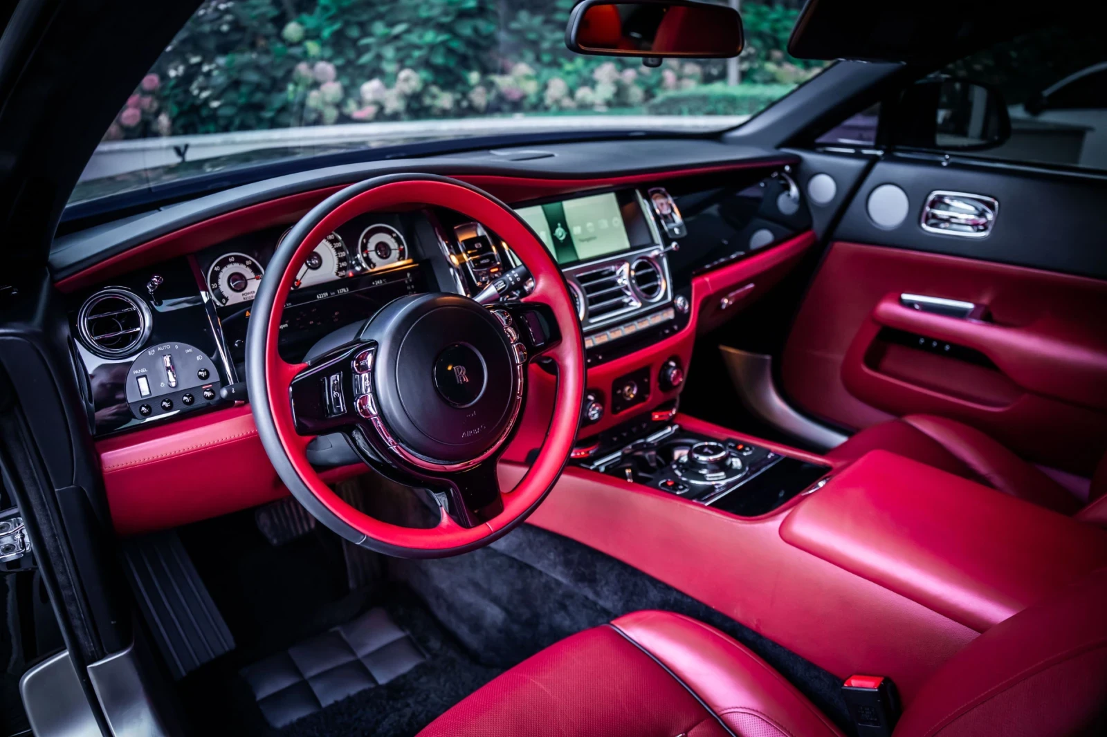 Rolls-Royce Wraith, снимка 11 - Автомобили и джипове - 56130872