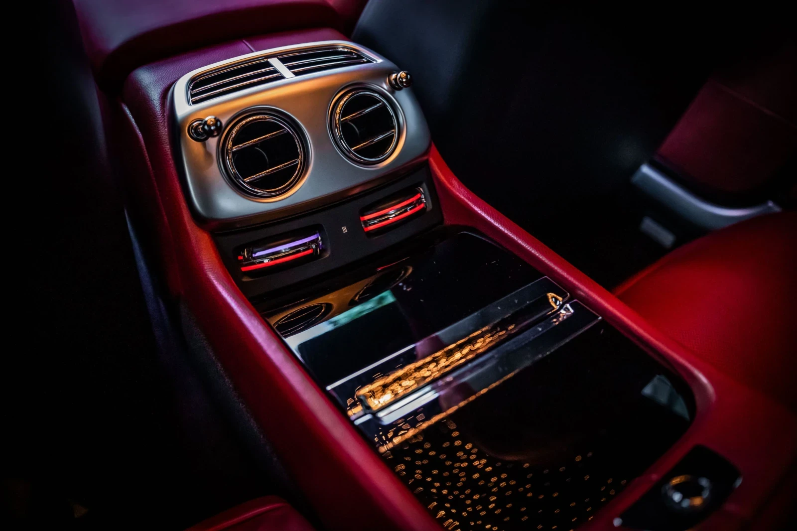 Rolls-Royce Wraith, снимка 16 - Автомобили и джипове - 56130872