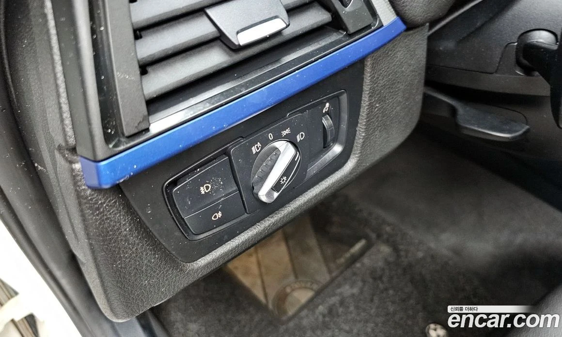 BMW 320 320d M Performence Edition, снимка 17 - Автомобили и джипове - 56156590
