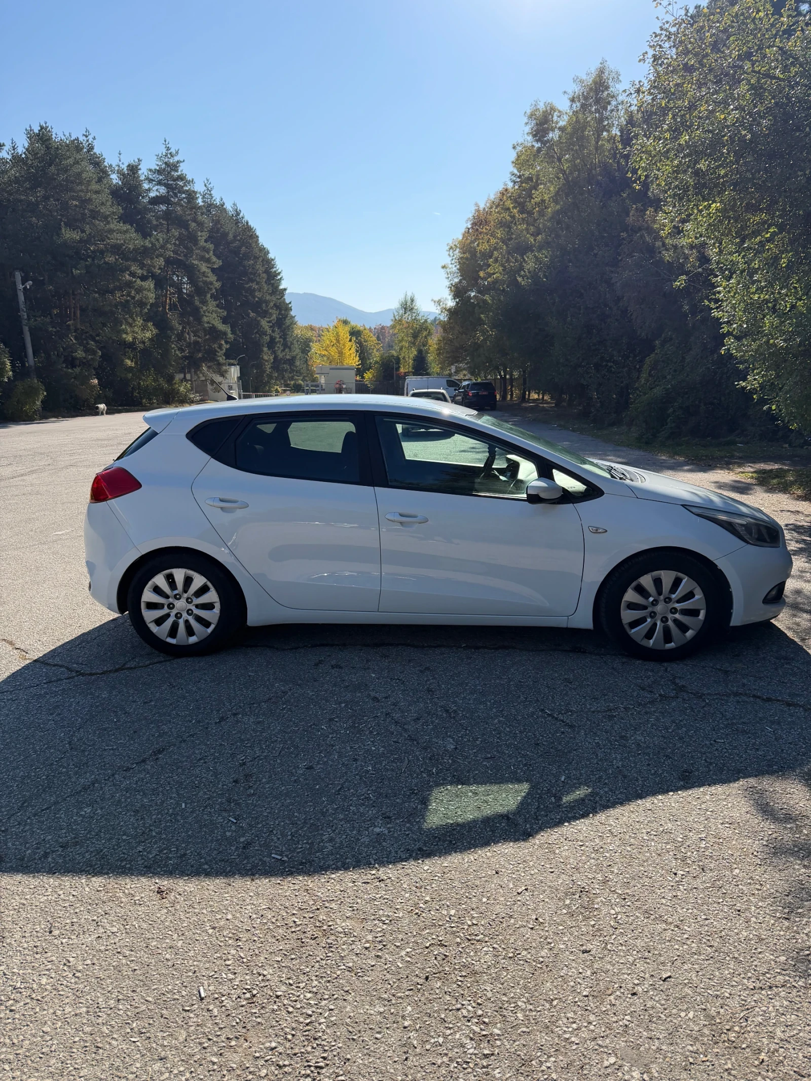 Kia Ceed 1.4CRDI-2014г-Реални КМ-, снимка 4 - Автомобили и джипове - 56592886