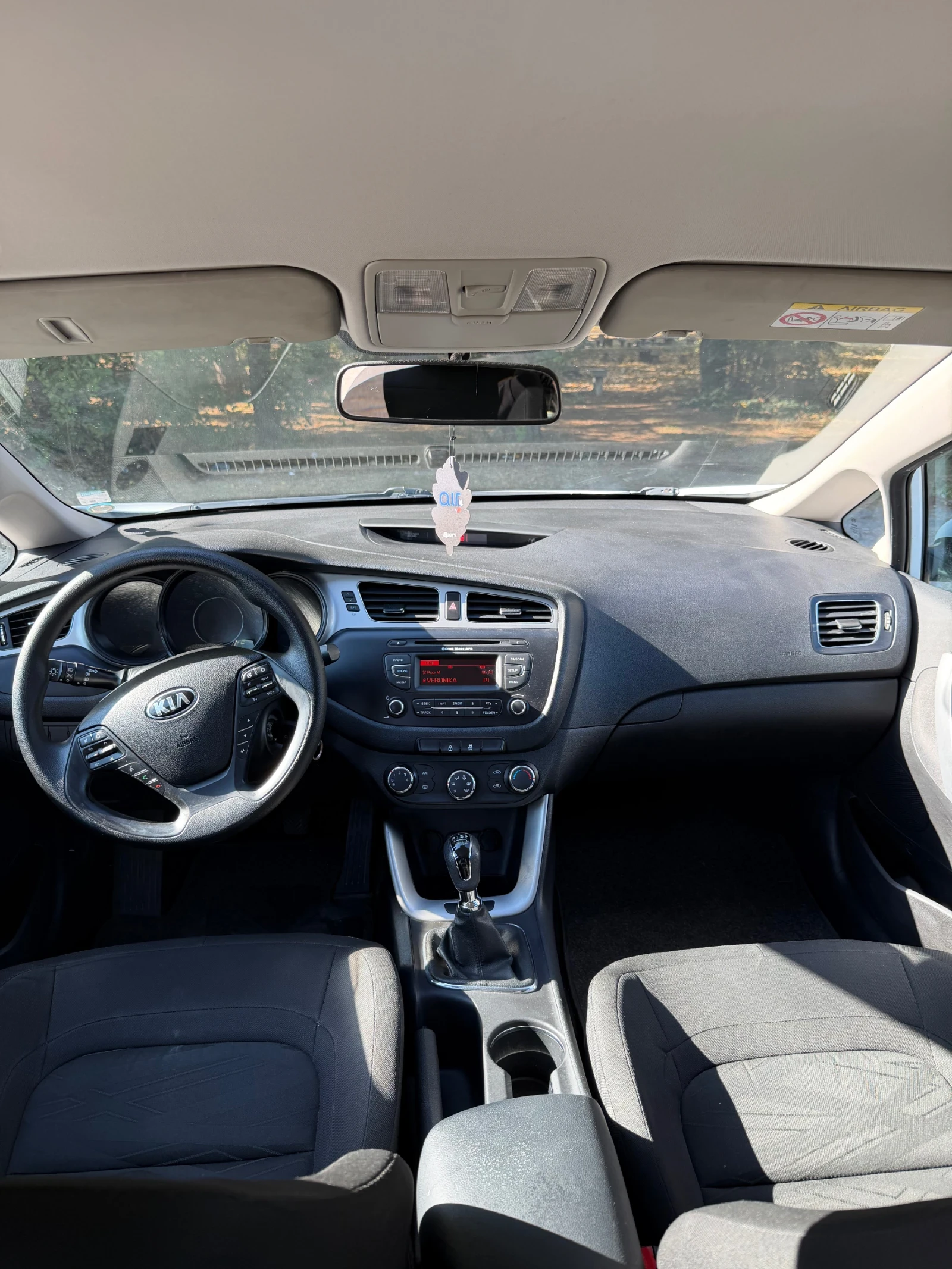 Kia Ceed 1.4CRDI-2014г-Реални КМ-, снимка 14 - Автомобили и джипове - 56592886
