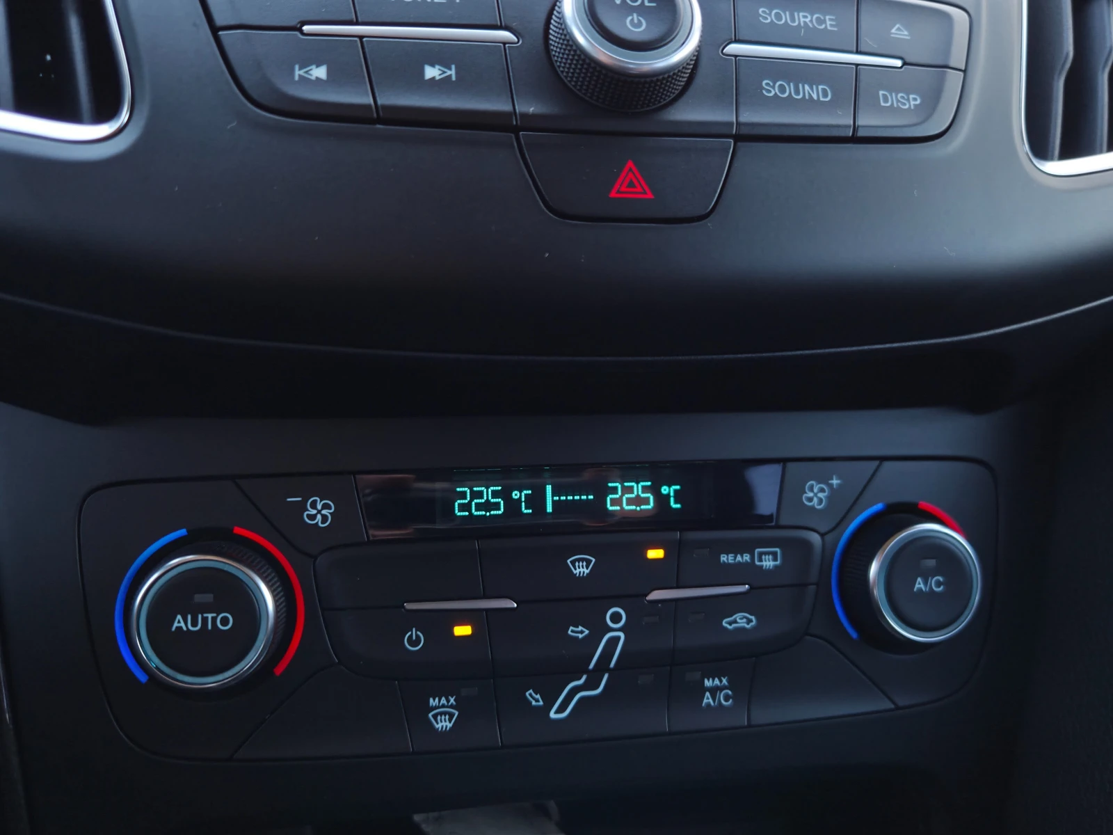 Ford Focus 1.5TDCi TITANIUM* 159���.��. | Mobile.bg � ����������� 10