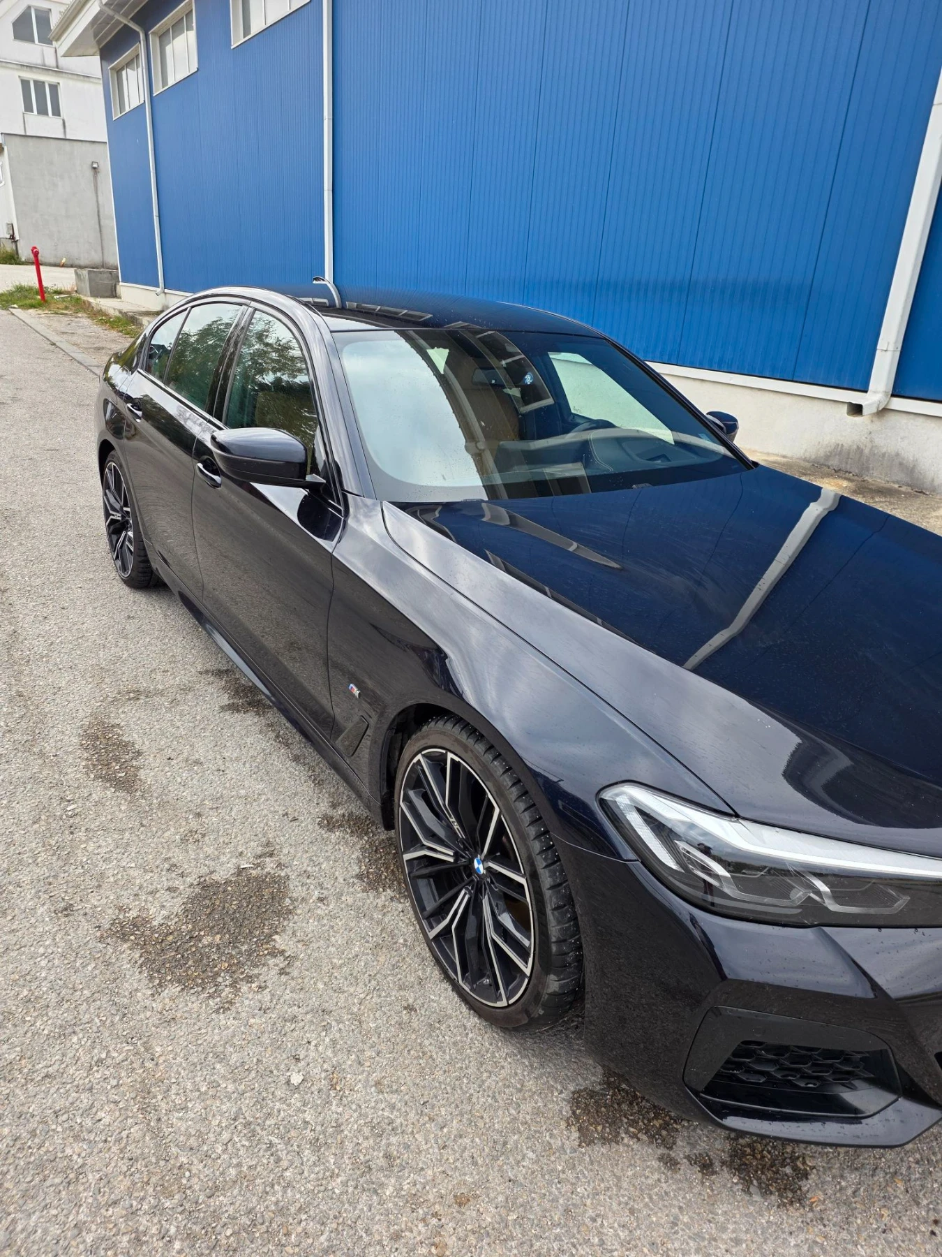 BMW 545 545e XDrive, снимка 3 - Автомобили и джипове - 56649737