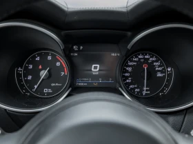 Alfa Romeo Stelvio 2020 Alfa Romeo Stelvio TI, снимка 8