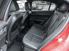 Alfa Romeo Stelvio 2020 Alfa Romeo Stelvio TI, снимка 11
