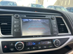 Toyota Highlander Limited XLE * 4X4 * 7 Места * Сервизна История * , снимка 12