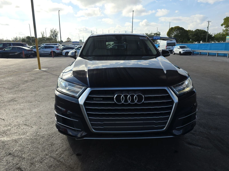 Audi Q7 2.0T* QUATTRO* 6+ 1* PANO* , снимка 2 - Автомобили и джипове - 49024544