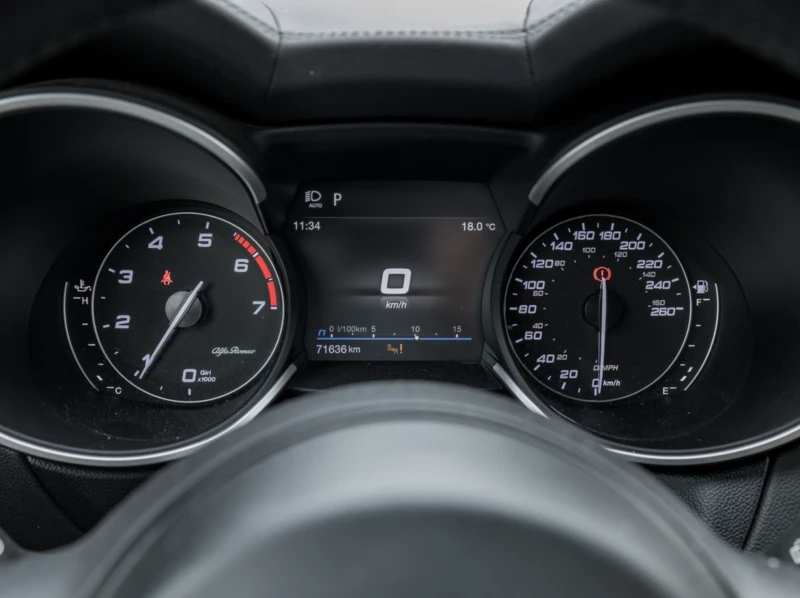 Alfa Romeo Stelvio 2020 Alfa Romeo Stelvio TI, снимка 8 - Автомобили и джипове - 51989457