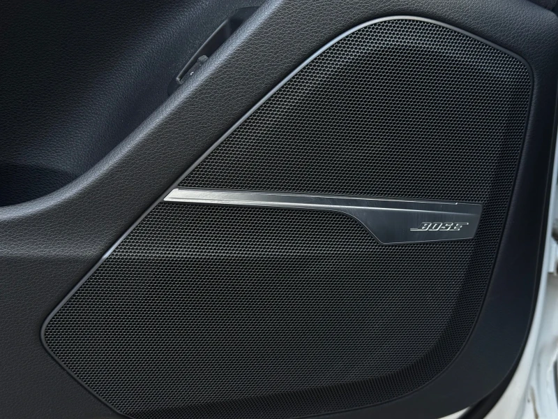 Audi Q7 3.0TDI quattro S-Line Distronic SideAssist BOSE, снимка 14 - Автомобили и джипове - 52502543