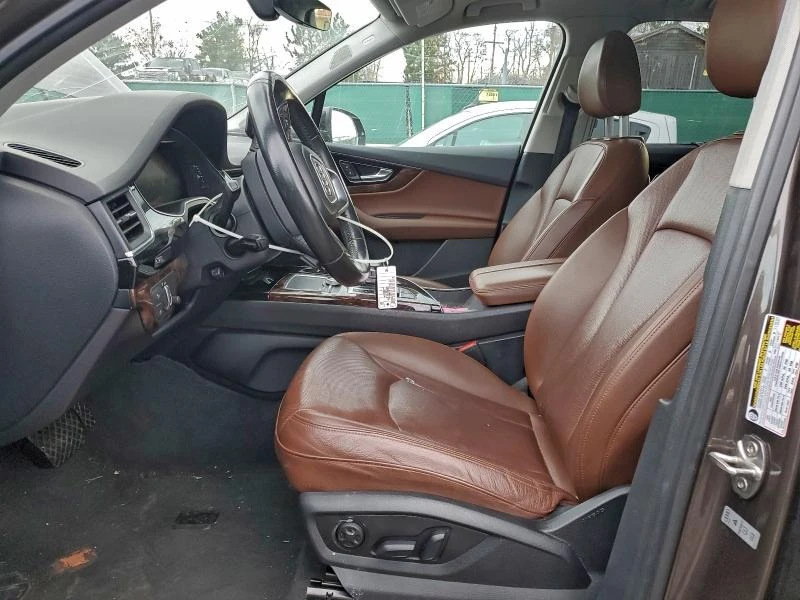 Audi Q7, снимка 7 - Автомобили и джипове - 54687442