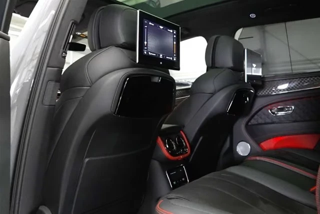 Bentley Bentayga S V8 BLACKLINE NAIM PANO TV , снимка 11 - Автомобили и джипове - 55891760