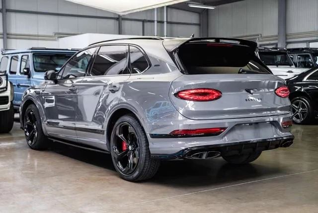 Bentley Bentayga S V8 BLACKLINE NAIM PANO TV , снимка 2 - Автомобили и джипове - 55891760