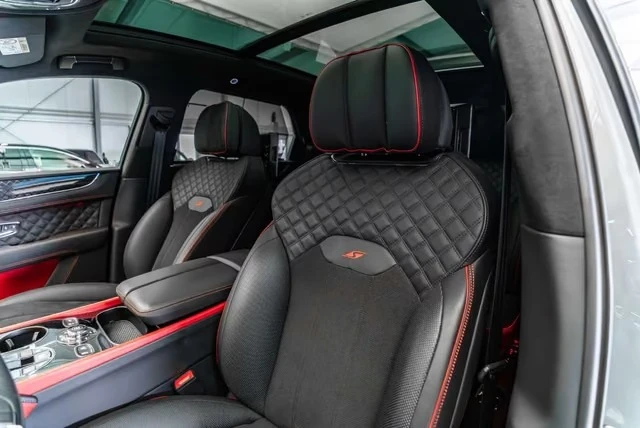 Bentley Bentayga S V8 BLACKLINE NAIM PANO TV , снимка 9 - Автомобили и джипове - 55891760