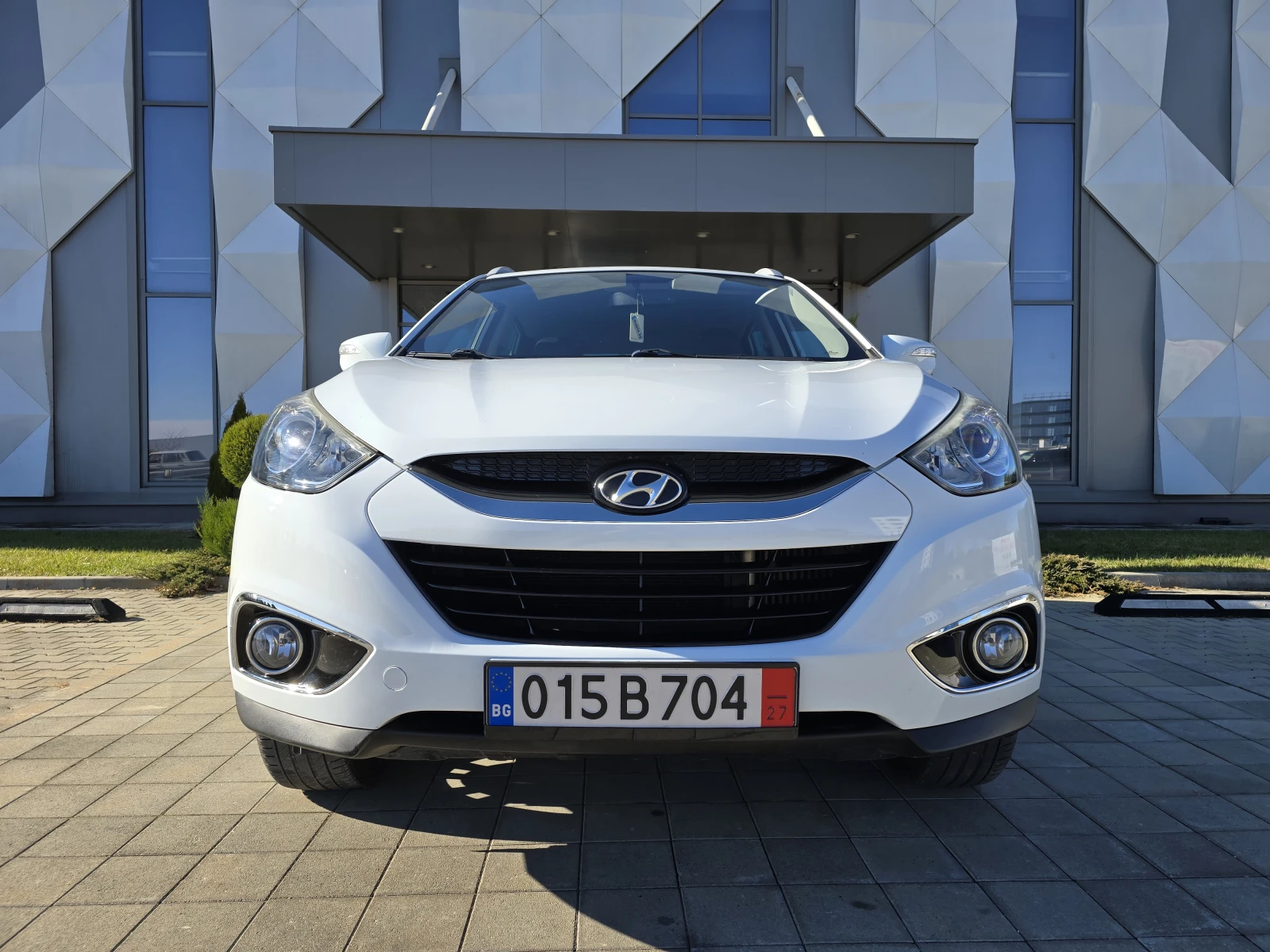 Hyundai IX35 2.0 PREMIUM-4x4 - изображение 2