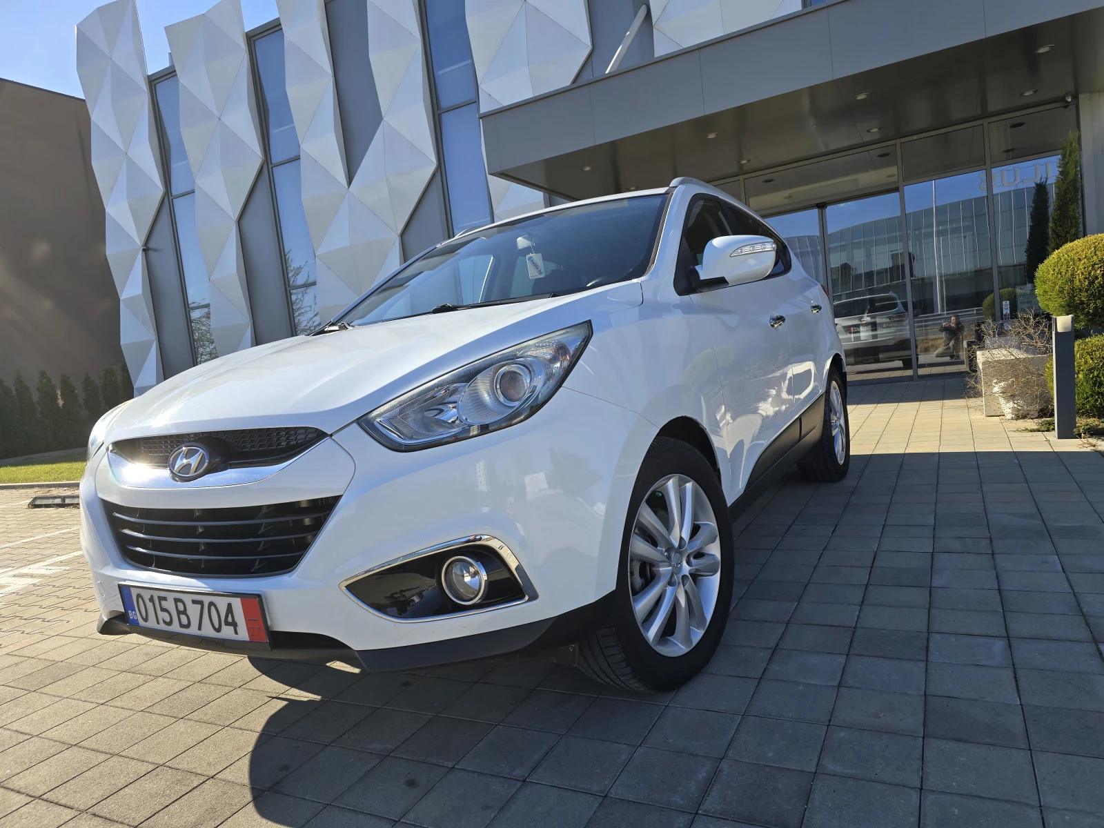 Hyundai IX35 2.0 PREMIUM-4x4 - изображение 3