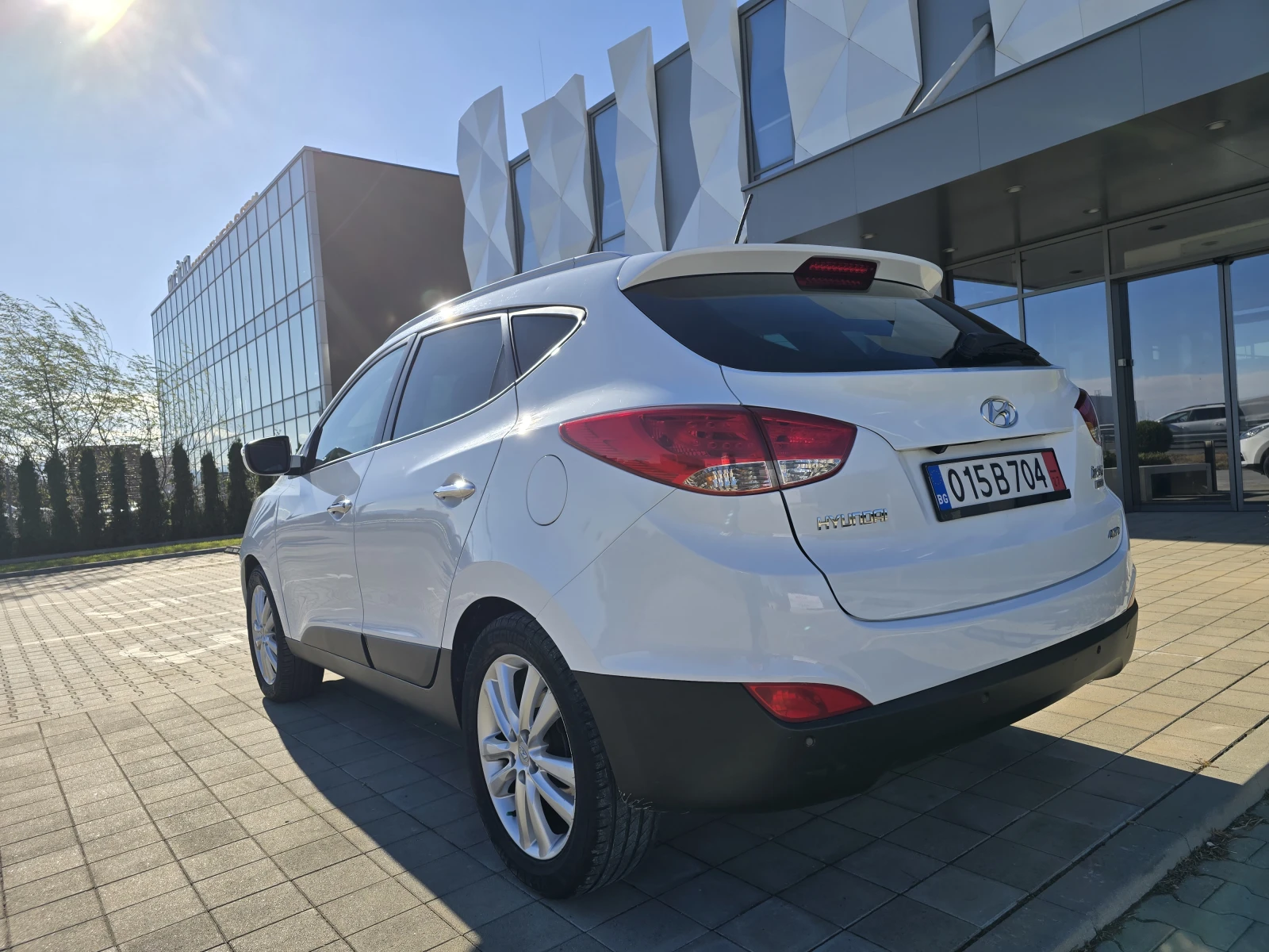 Hyundai IX35 2.0 PREMIUM-4x4 - изображение 5