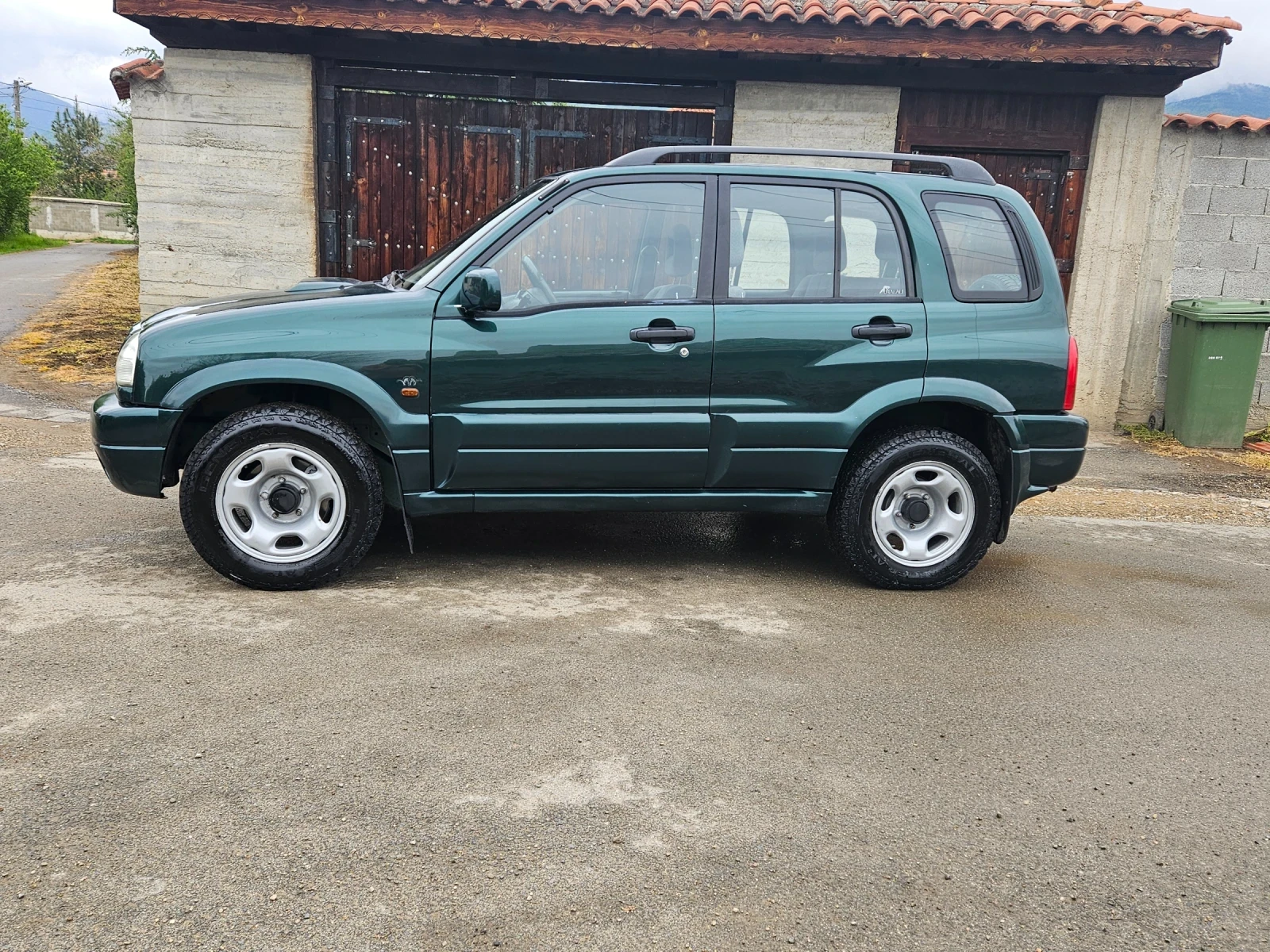 Suzuki Grand vitara 2.0 HDI Klima - изображение 2