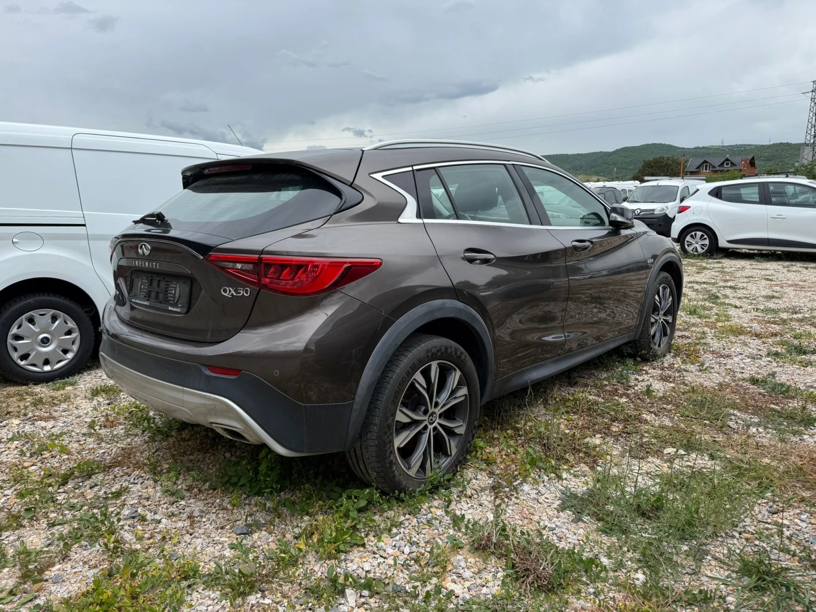 Infiniti QX30  - изображение 3