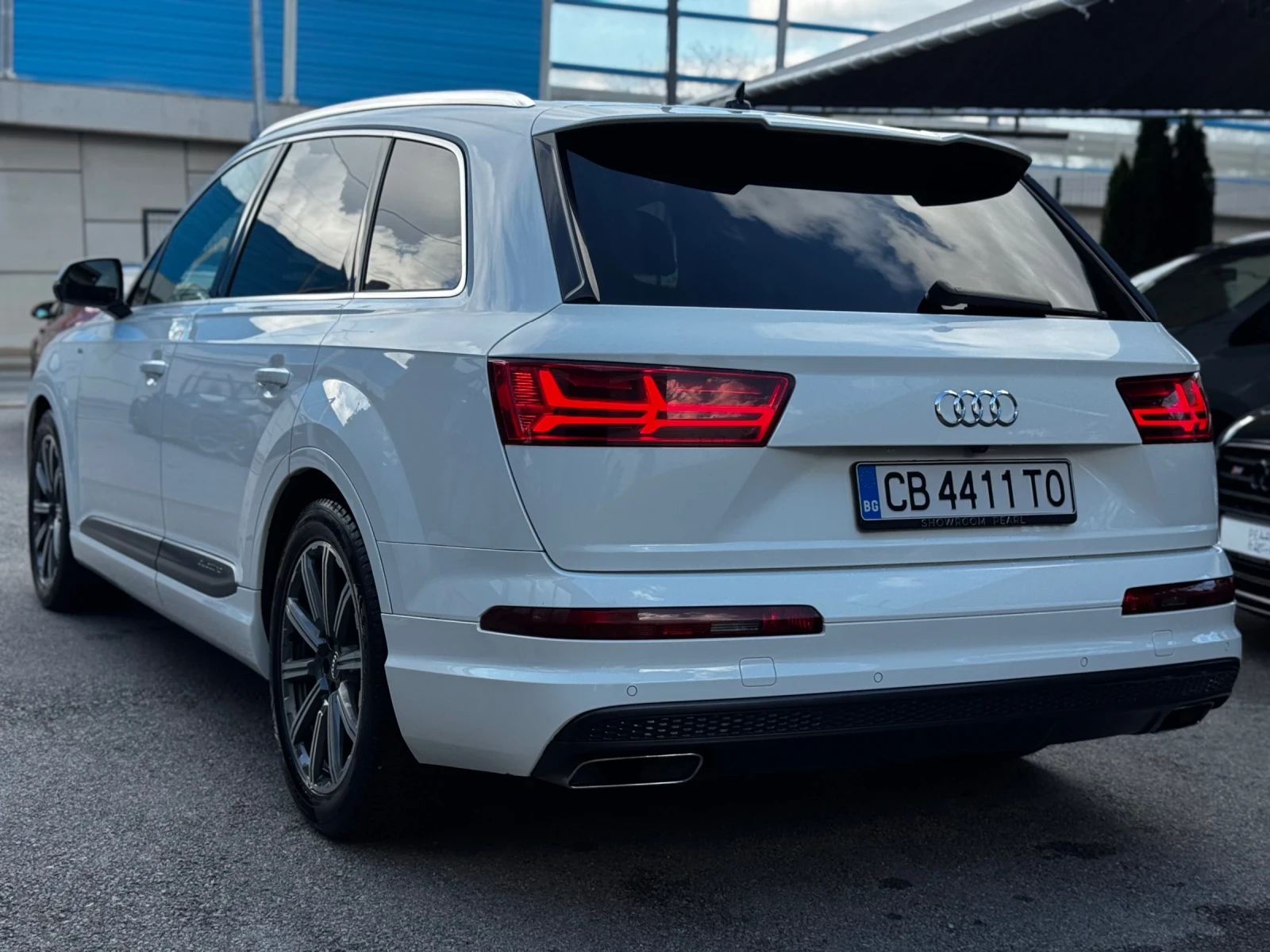 Audi Q7 3.0TDI quattro S-Line Distronic SideAssist BOSE - изображение 6