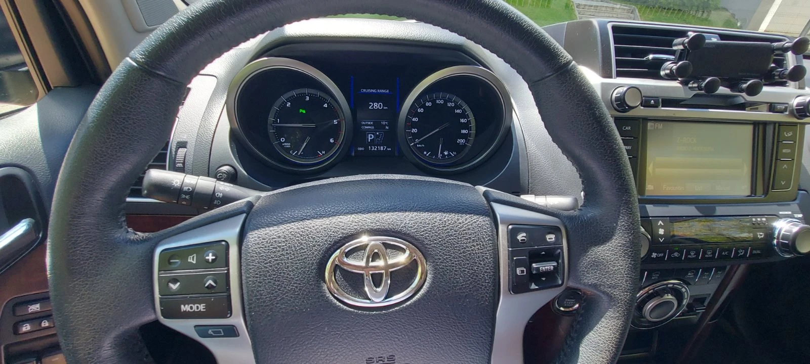Toyota Land cruiser 150, снимка 13 - Автомобили и джипове - 54516385