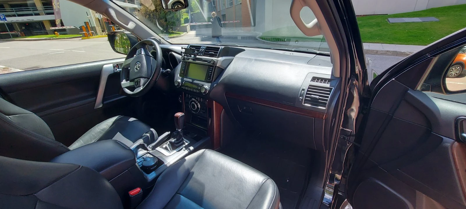 Toyota Land cruiser 150, снимка 10 - Автомобили и джипове - 54516385
