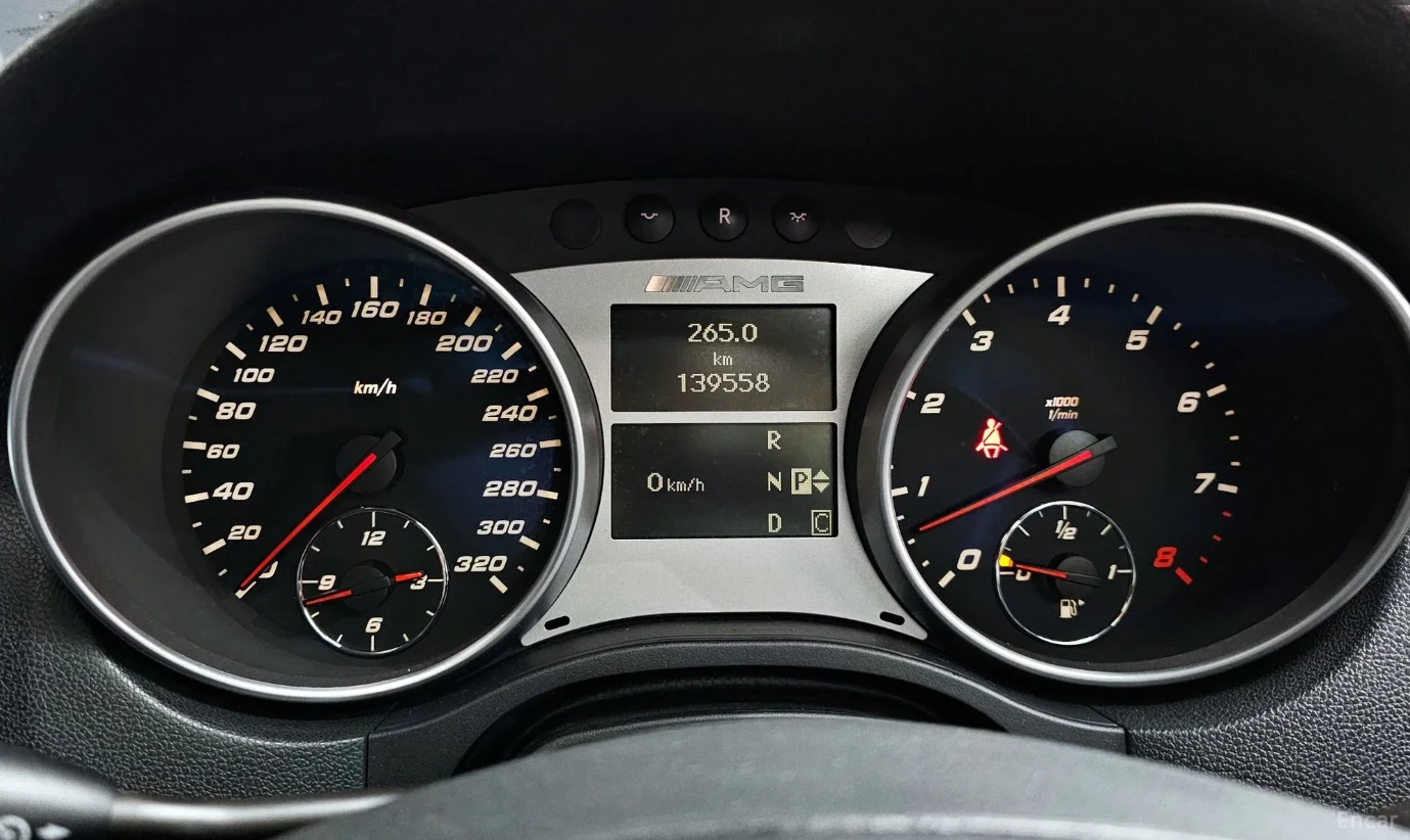Mercedes-Benz ML 63 AMG ОБДУХ/ ШИБИДАХ / ТЕЛЕВИЗОРИ / FULL!, снимка 9 - Автомобили и джипове - 54681927