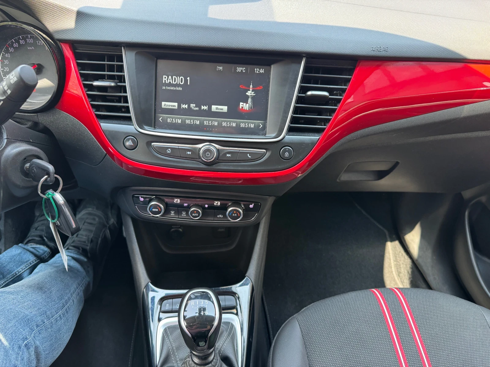 Opel Crossland X GS. Line 1.5 Diesel, снимка 4 - Автомобили и джипове - 55117842