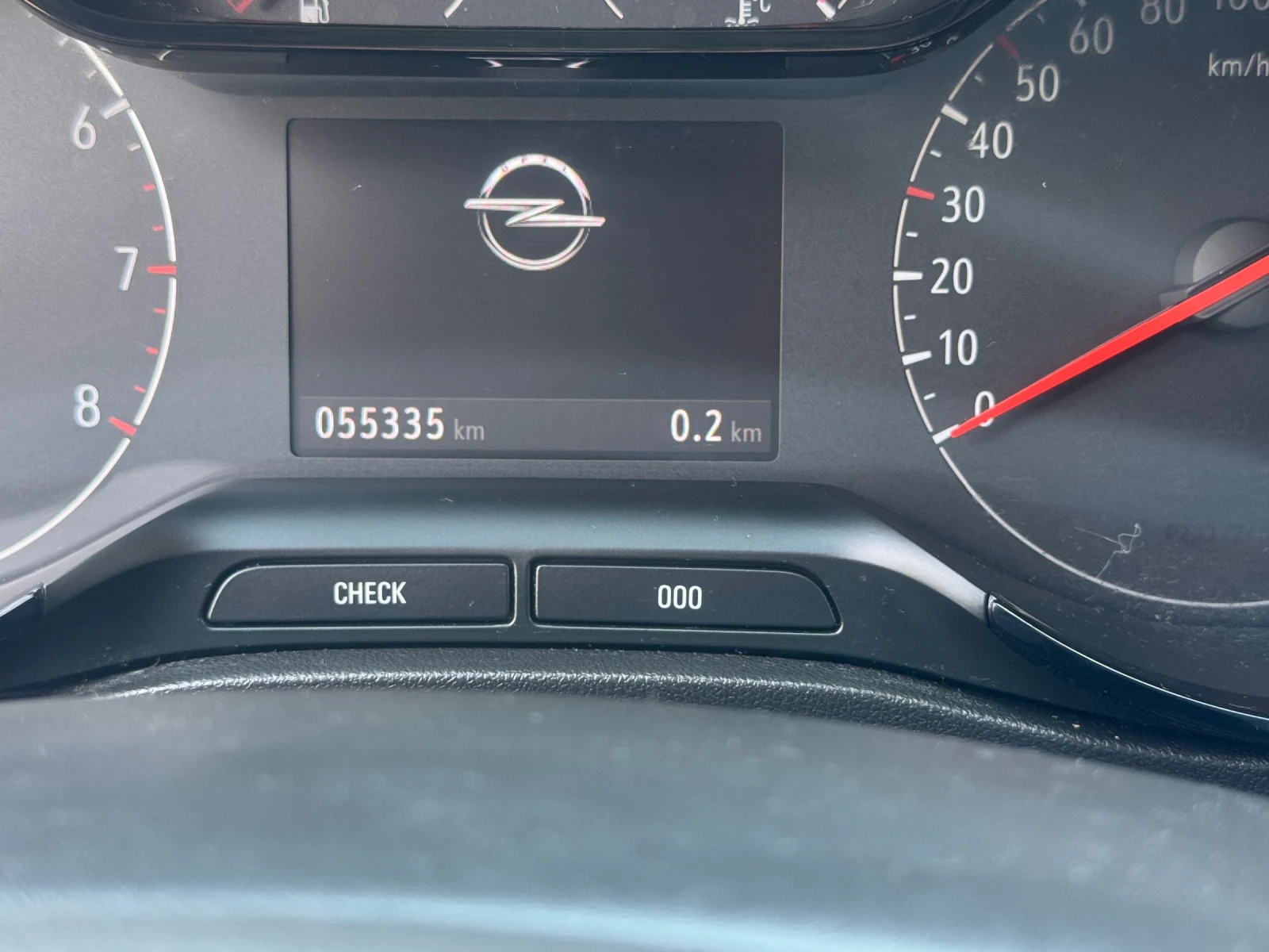 Opel Crossland X GS. Line 1.5 Diesel, снимка 15 - Автомобили и джипове - 55117842