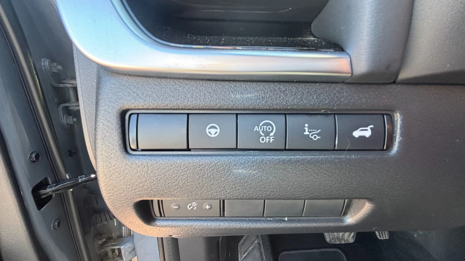 Nissan Qashqai 1.3 DiG-T HO CVT 156, снимка 15 - Автомобили и джипове - 55314937