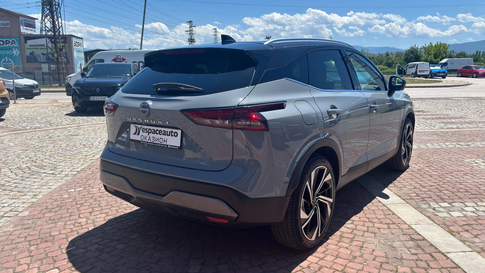 Nissan Qashqai 1.3 DiG-T HO CVT 156, снимка 2 - Автомобили и джипове - 55314937