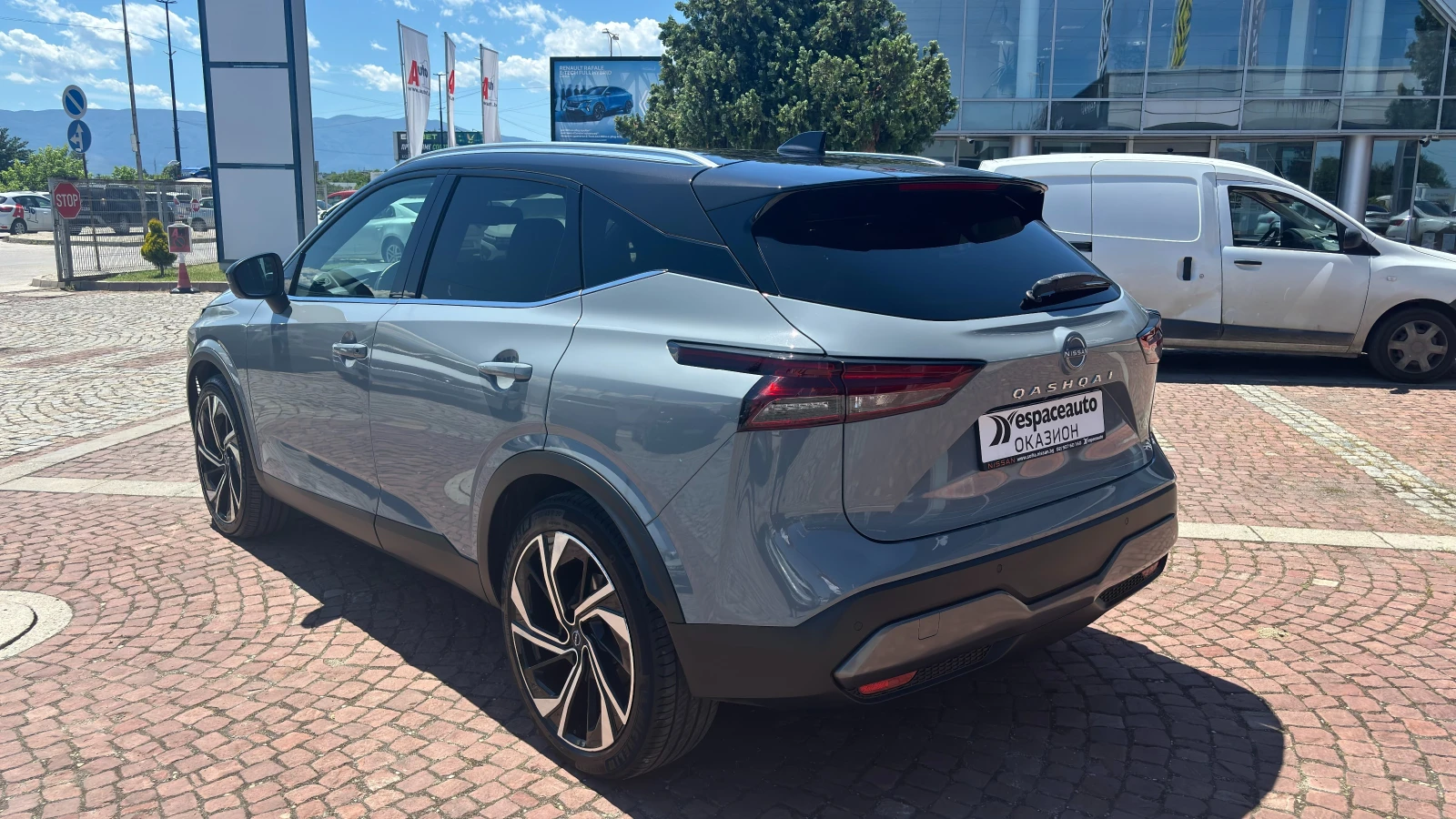 Nissan Qashqai 1.3 DiG-T HO CVT 156, снимка 7 - Автомобили и джипове - 55314937